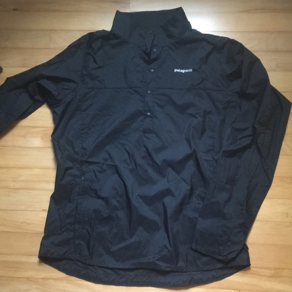 NWOT Patagonia Houdini women’s pullover black - Lg